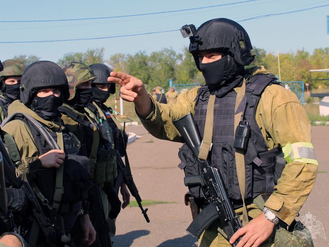 Пресс-служба Управления Росгвардии по Оренбургской области отмечает профессиональный праздник