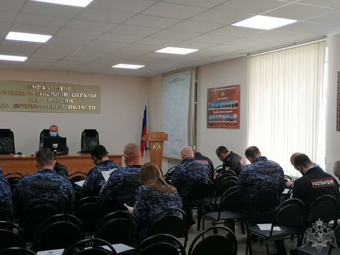 В Оренбуржье росгвардейцы написали «Диктант Победы»