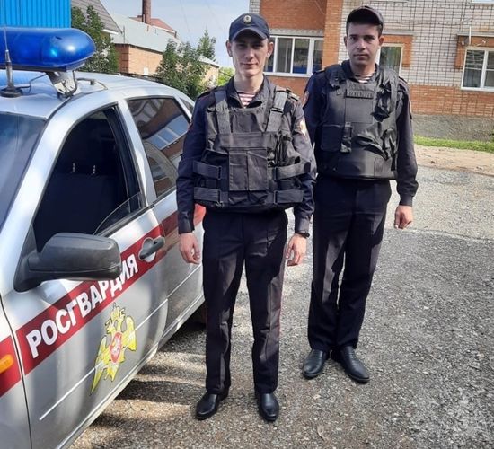 В Оренбуржье росгвардейцы по «горячим» следам задержали злоумышленника за хищение спиртного