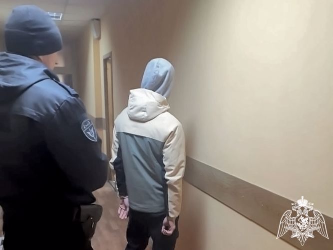 В Оренбурге при участии ОМОН Росгвардии задержаны подозреваемые в сбыте фальшивых денежных купюр
