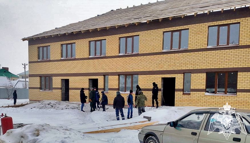 В Оренбурге при поддержке ОМОН Росгвардии сотрудники полиции провели рейдовое мероприятие на территории строящихся объектов