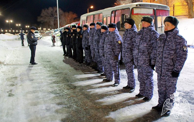 В Оренбуржье сотрудники и военнослужащие Росгвардии обеспечили безопасность граждан в крещенскую ночь