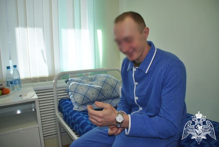 Командующий Приволжским округом Росгвардии вручил государственные награды военнослужащим и сотрудникам  ведомства - участникам специальной военной операции