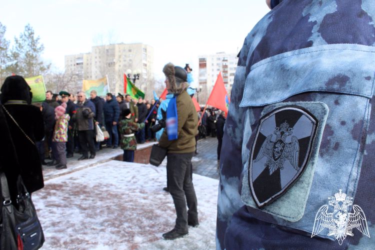 В Оренбуржье росгвардейцы почтили подвиг воинов-интернационалистов