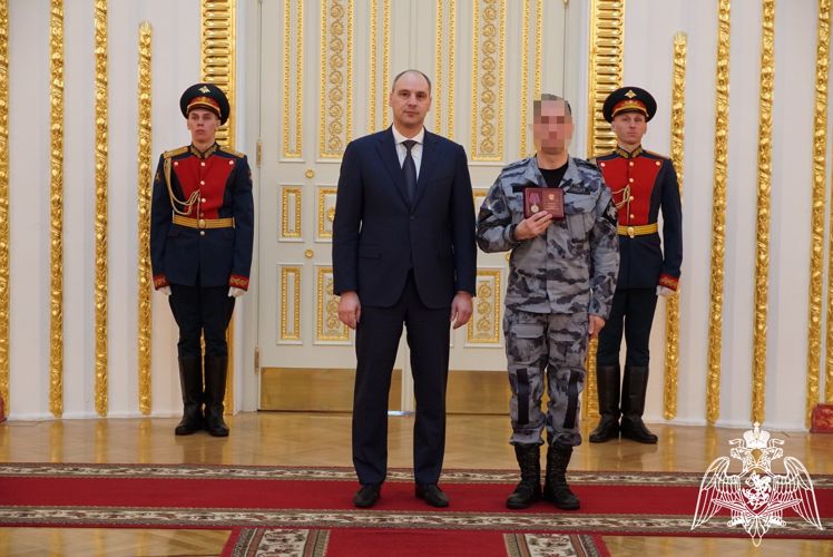 В Оренбургской области отличившимся в ходе специальной военной операции росгвардейцам вручены государственные награды