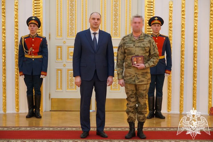 В Оренбургской области отличившимся в ходе специальной военной операции росгвардейцам вручены государственные награды