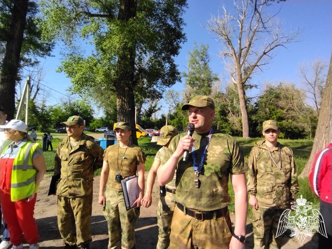 В Оренбурге Росгвардия и общественная организация «Офицеры России» провели военизированную эстафету для учащейся молодежи