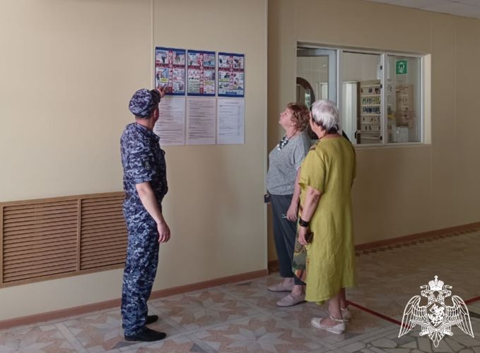 В Оренбурге росгвардейцы в составе межведомственных комиссий продолжают проверки детских оздоровительных лагерей региона
