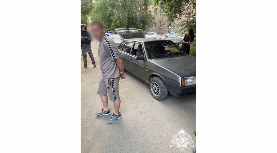 В Орске бойцы Росгвардии задержали похитителей колодезных люков