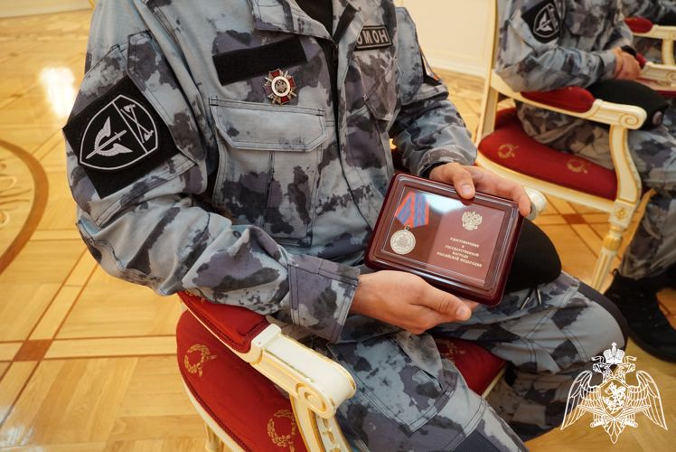 Губернатор Оренбургской области наградил отличившихся сотрудников и военнослужащих Росгвардии государственными наградами