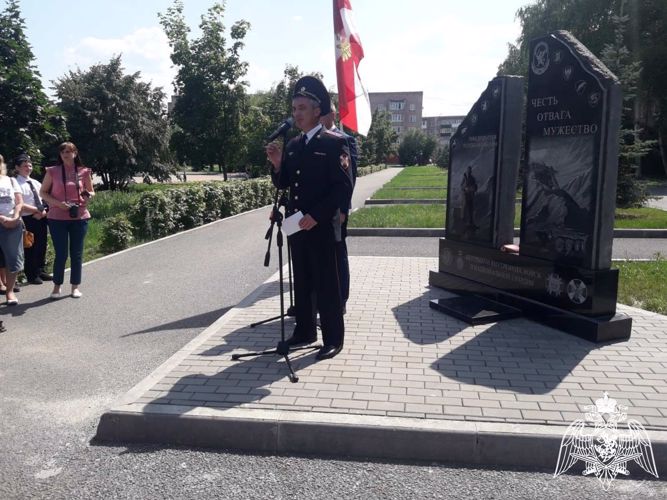 В Оренбуржье открыли памятный знак ветеранам внутренних войск и национальной гвардии