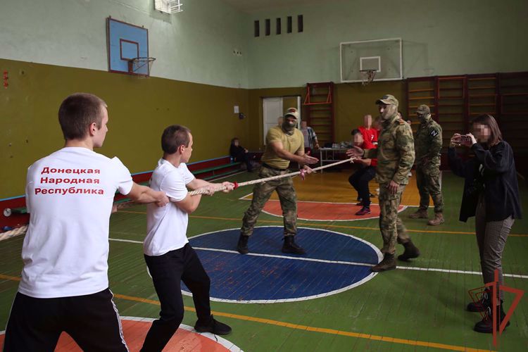 РОСГВАРДИЯ И «ДВИЖЕНИЕ ПЕРВЫХ» ПРОВЕЛИ В ДНР ПОСВЯЩЕННУЮ ДНЮ НАРОДНОГО ЕДИНСТВА СПАРТАКИАДУ