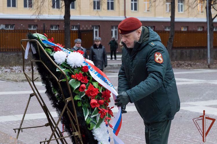 ГЕНЕРАЛ АРМИИ ВИКТОР ЗОЛОТОВ ПОЗДРАВИЛ ОБЩЕРОССИЙСКУЮ ОБЩЕСТВЕННУЮ ОРГАНИЗАЦИЮ ВЕТЕРАНОВ ВОЙСК ПРАВОПОРЯДКА С 15-ЛЕТИЕМ  
