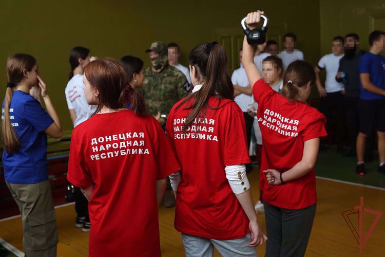 РОСГВАРДИЯ И «ДВИЖЕНИЕ ПЕРВЫХ» ПРОВЕЛИ В ДНР ПОСВЯЩЕННУЮ ДНЮ НАРОДНОГО ЕДИНСТВА СПАРТАКИАДУ