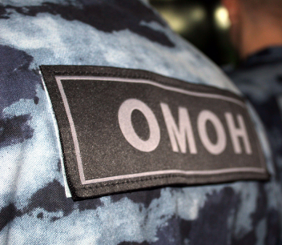 При поддержке ОМОН в Оренбургской области пресечена деятельность преступной группы, осуществлявшей незаконную организацию и проведение азартных игр 