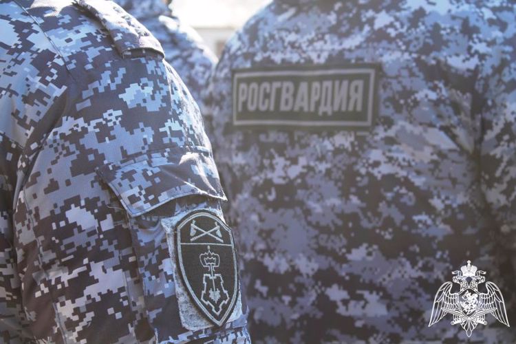 В Оренбурге росгвардейцы обеспечили правопорядок во время проведения футбольного  матча