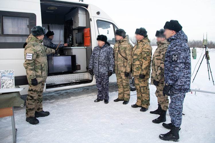 Оперативный сбор руководящего состава Приволжского округа Росгвардии завершился в Нижнем Новгороде расширенным заседанием итогового военного совета