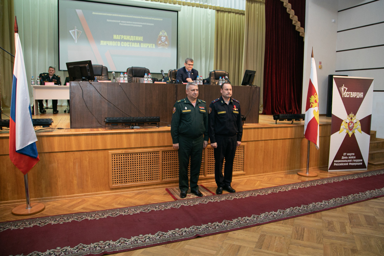 Оперативный сбор руководящего состава Приволжского округа Росгвардии завершился в Нижнем Новгороде расширенным заседанием итогового военного совета