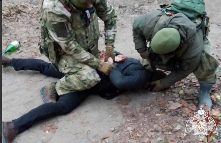 СПЕЦНАЗ РОСГВАРДИИ ЗАДЕРЖАЛ ШЕСТЕРЫХ ПОДОЗРЕВАЕМЫХ В ПОСОБНИЧЕСТВЕ ВСУ В ДНР