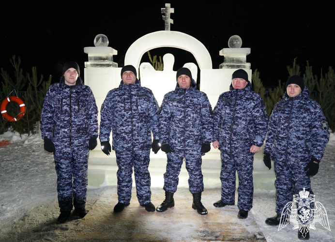 В Оренбургской области росгвардейцы обеспечили общественную безопасность в Крещенскую ночь 