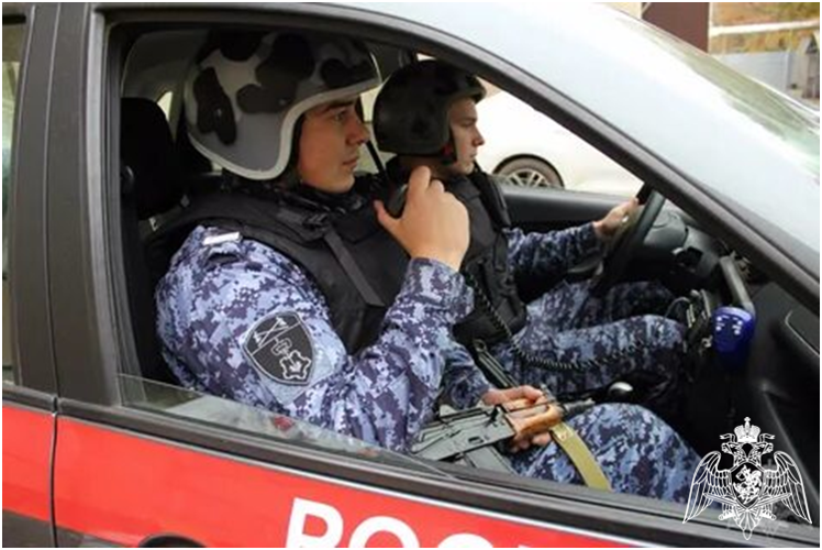 Росгвардейцы задержали злоумышленников, потративших  деньги с чужой карты