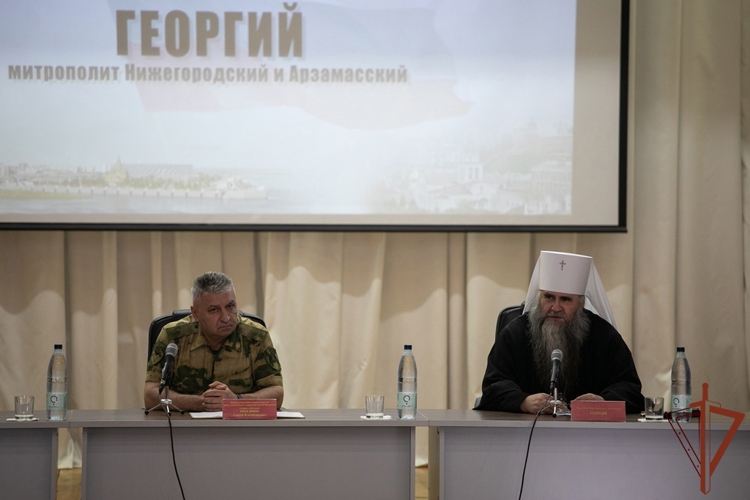 ОПЕРАТИВНЫЙ СБОР РУКОВОДЯЩЕГО СОСТАВА ПРИВОЛЖСКОГО ОКРУГА РОСГВАРДИИ ПРОШЕЛ В НИЖНЕМ НОВГОРОДЕ