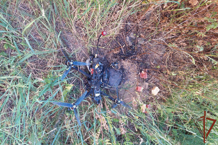РОСГВАРДЕЙЦЫ УНИЧТОЖИЛИ УДАРНЫЙ FPV-ДРОН ПРОТИВНИКА В ЗАПОРОЖСКОЙ ОБЛАСТИ