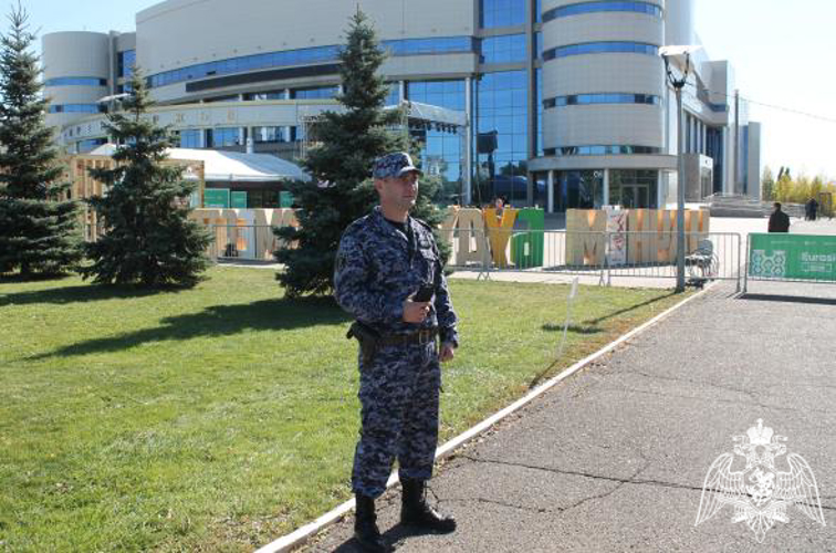 Росгвардейцы обеспечили охрану общественного порядка при проведении Международного молодежного форума «Евразия Global»