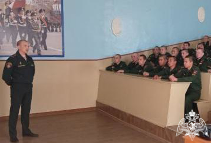 В Оренбурге росгвардейцы познакомили воспитанников кадетской школы-интерната имении И.И. Неплюева с военными институтами ведомства
