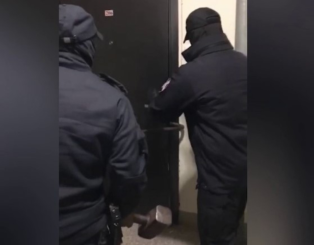 В Оренбурге при силовой поддержке ОМОН Росгвардии пресечена деятельность организованной преступной группы
