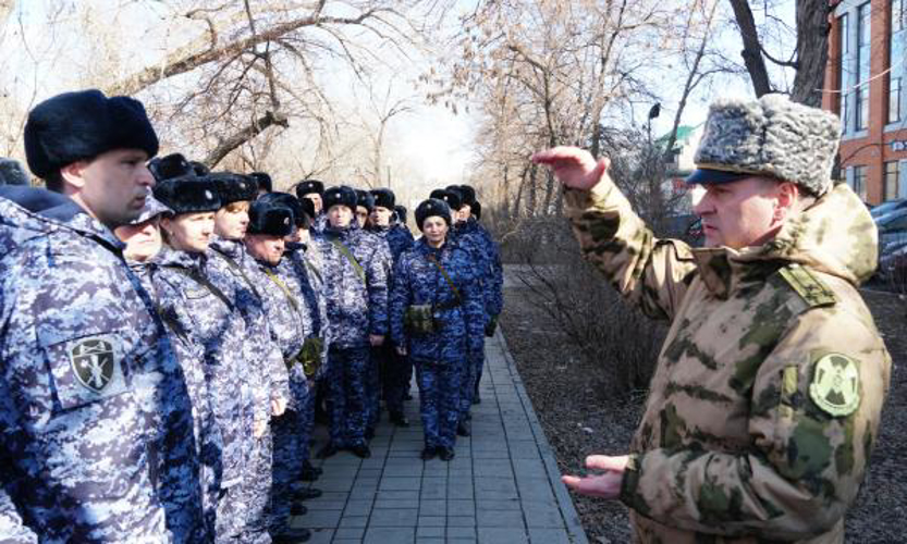 В Оренбурге росгвардейцы приняли участие в пожарно-тактическом занятии