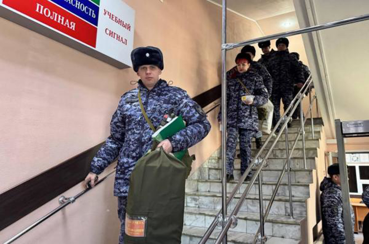 В Оренбурге росгвардейцы приняли участие в пожарно-тактическом занятии