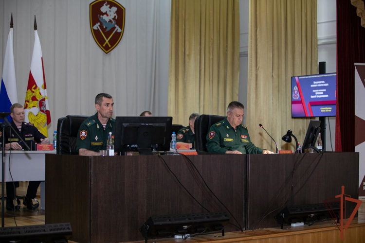 В ПРИВОЛЖСКОМ ОКРУГЕ РОСГВАРДИИ ПРОШЕЛ УЧЕБНО-МЕТОДИЧЕСКИЙ СБОР РУКОВОДЯЩЕГО СОСТАВА