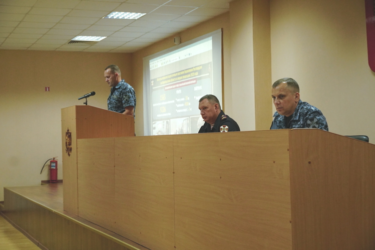 В УПРАВЛЕНИИ РОСГВАРДИИ ПО ОРЕНБУРГСКОЙ ОБЛАСТИ НАЧАЛСЯ ЛЕТНИЙ ПЕРИОД ОБУЧЕНИЯ