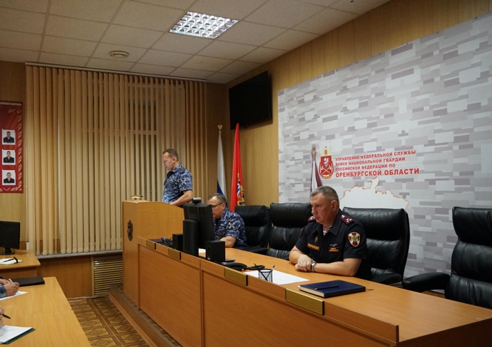 В УПРАВЛЕНИИ РОСГВАРДИИ ПО ОРЕНБУРГСКОЙ ОБЛАСТИ ПОДВЕЛИ ИТОГИ СЛУЖЕБНО-БОЕВОЙ ДЕЯТЕЛЬНОСТИ ЗА ПЕРВОЕ ПОЛУГОДИЕ 2025 ГОДА