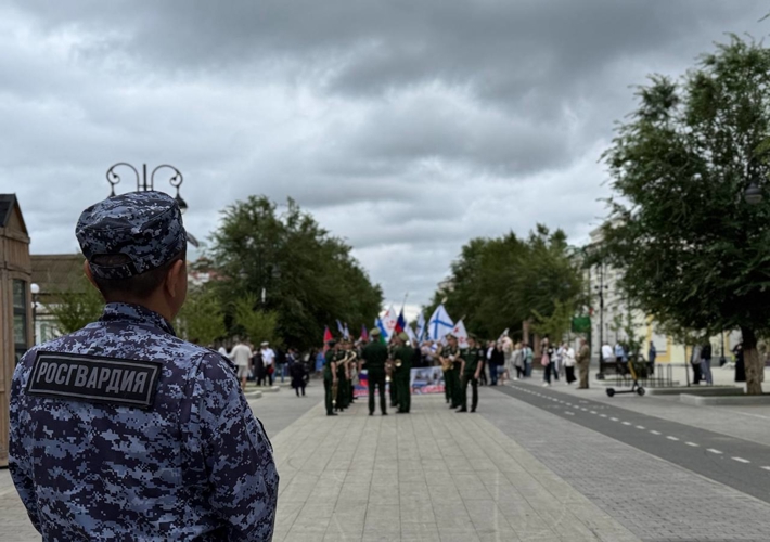 Сотрудники Росгвардии обеспечили безопасность во время проведения мероприятий, посвященных Дню ВМФ