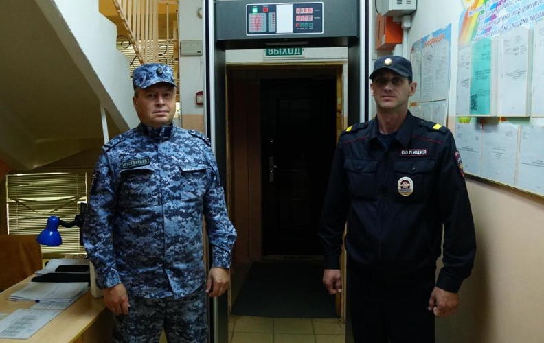 В Оренбургской области росгвардейцы приняли участие в обеспечении общественного порядка в ходе Единого дня голосования