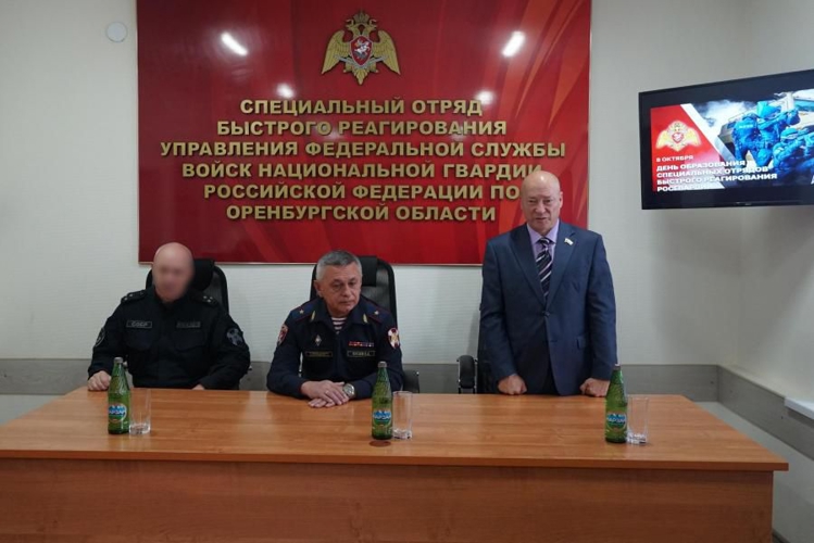 В Оренбурге  состоялось торжественное мероприятие, посвященное празднованию Дня образования специальных отрядов быстрого реагирования Росгвардии