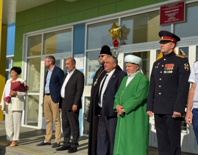 Росгвардейцы приняли участие в торжественных мероприятиях, посвященных празднованию Дня знаний