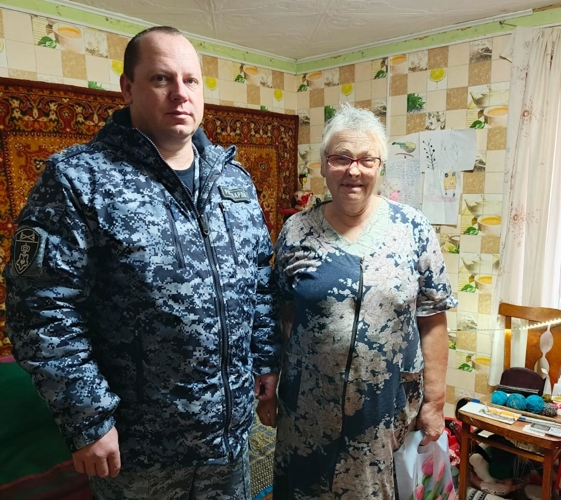   Росгвардейцы поздравили матерей погибших товарищей