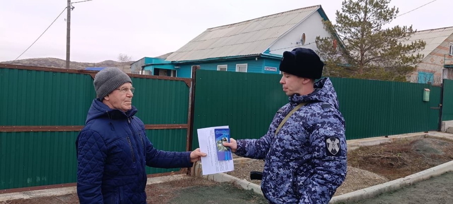 Росгвардейцы провели акцию «Безопасный Новый год»