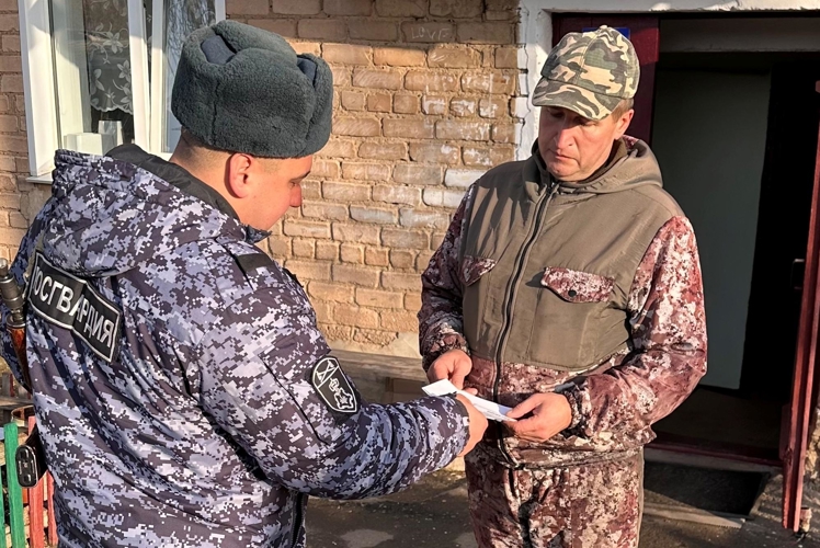 В преддверии новогодних праздников росгвардейцы проводят акцию «Безопасный Новый год»