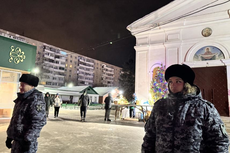 В Оренбурге Росгвардия в 2025 году обеспечила охрану общественного порядка при проведении свыше двухсот мероприятий