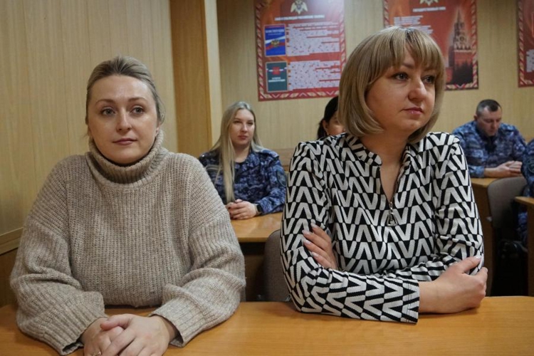В Оренбурге отметили День создания подразделений государственного контроля и лицензионно-разрешительной работы Росгвардии