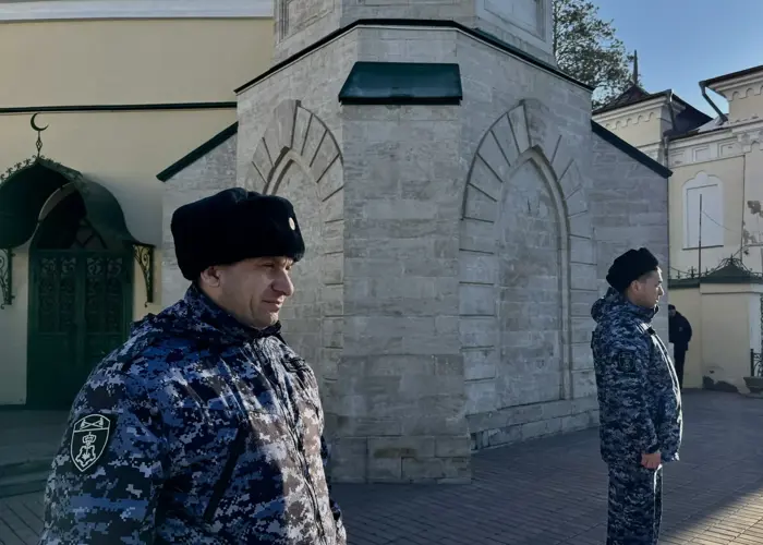 Росгвардейцы обеспечили охрану общественного порядка при проведении мусульманского праздника Ураза-Байрам