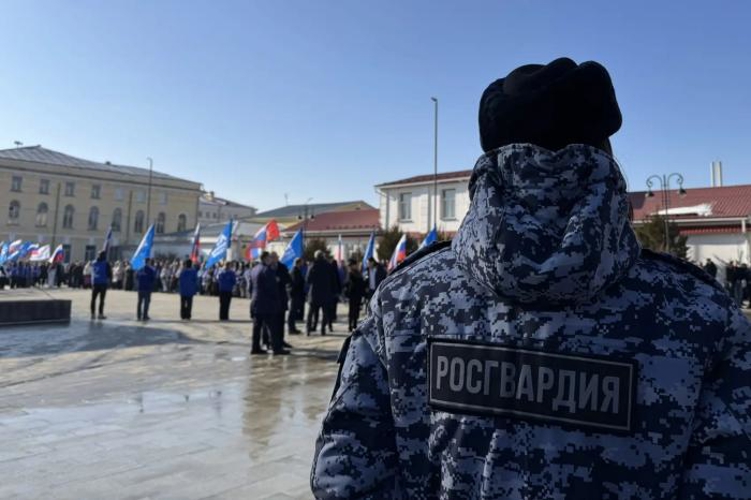 В Оренбурге росгвардейцы обеспечили безопасность на концерте, посвящённом  воссоединению Крыма и Севастополя с Россией