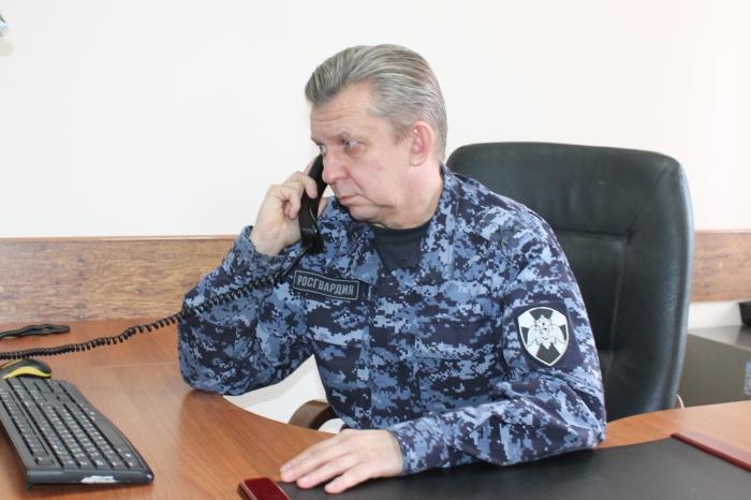 В Оренбурге состоялась прямая линия с гражданами по вопросу трудоустройства на службу в Росгвардию и поступления в ведомственные институты 
