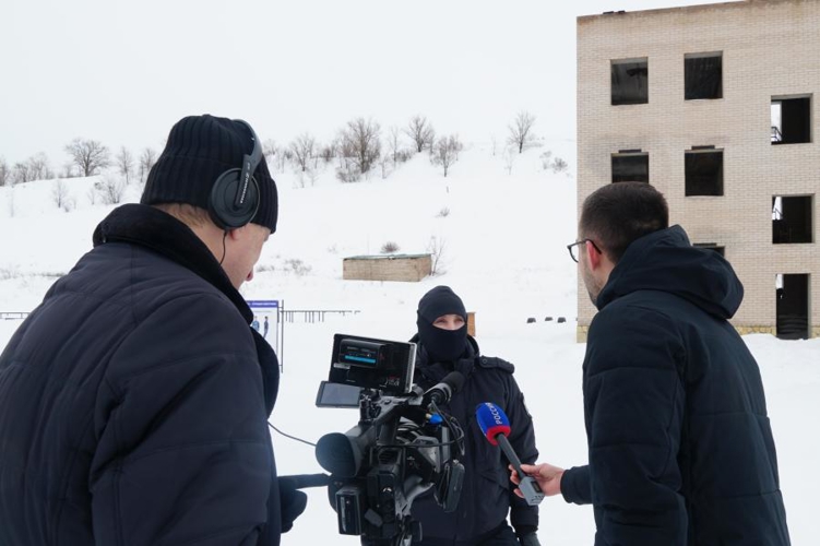 Телесюжет ГТРК «Оренбург»: Оренбурженки сильны в любых сферах. Они достигают высот в творчестве, политике, экономике, а некоторые способны и мужчин потеснить в брутальных сферах (видео)