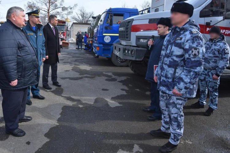 В Оренбурге росгвардейцы приняли участие в смотре готовности сил и средств к действиям по ликвидации последствий прохождения весеннего паводка
