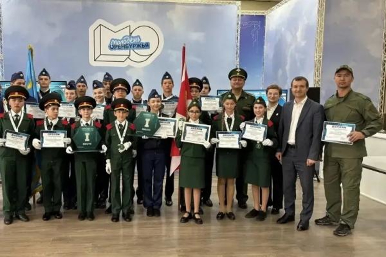 В Оренбурге подшефные Росгвардии кадеты заняли 1 место в зональном этапе Всероссийской военно-патриотической игры «Зарница 2.0»
